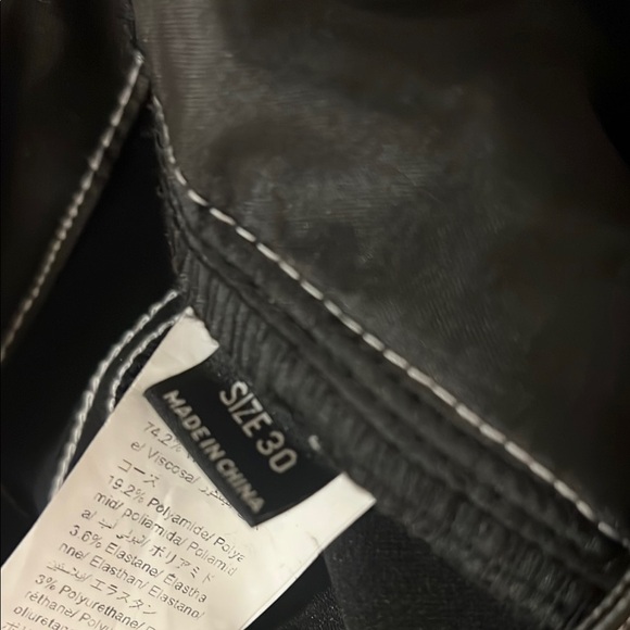 Black Long Sleeve Top and Pants with Gold Clutch - Picture 8 of 10